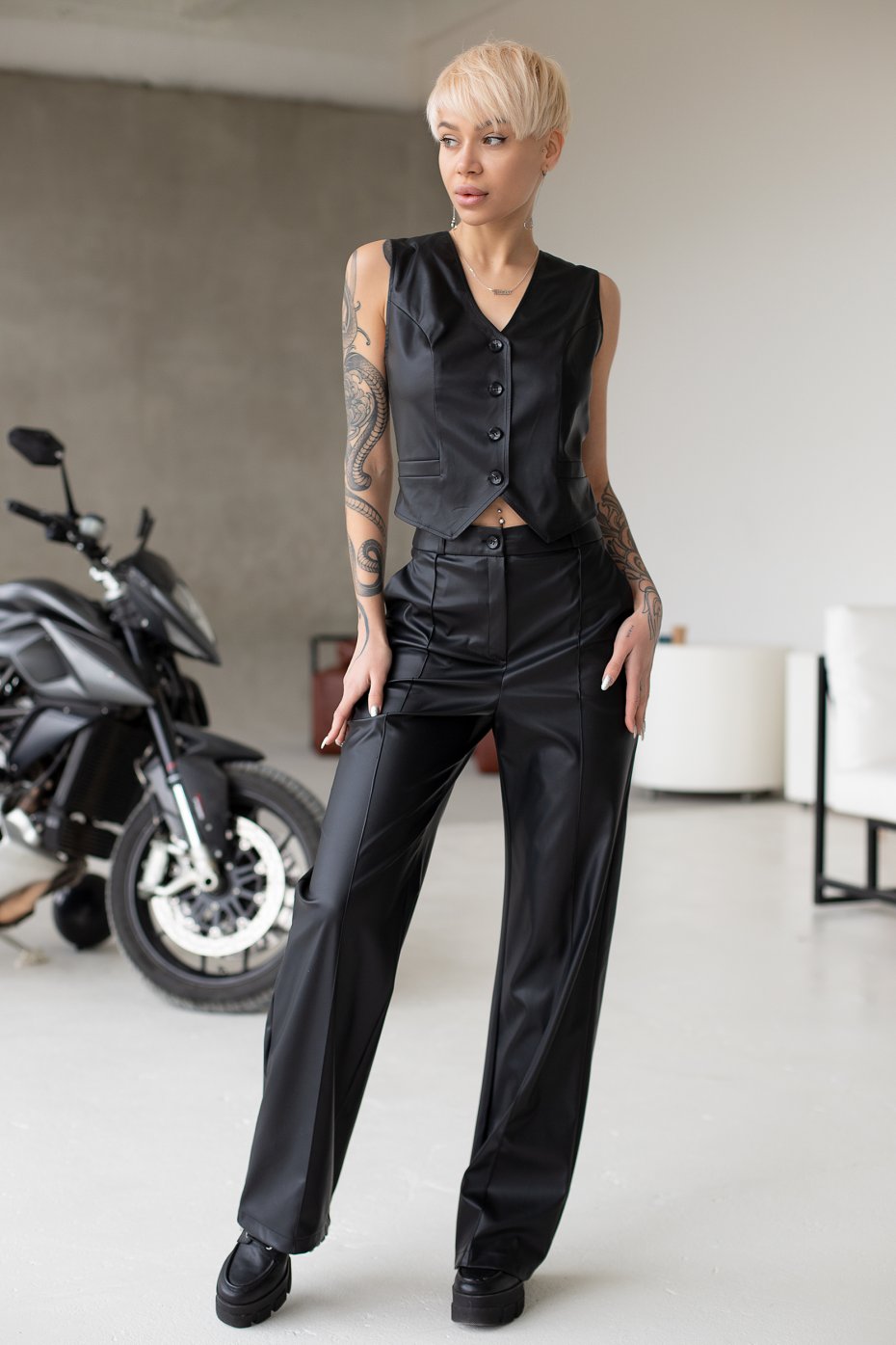 картинка Новинки женская одежда оптом и в розницу от производителя  TALES