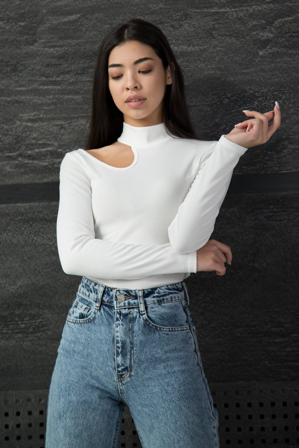 Long-sleeve top with Chori neckline