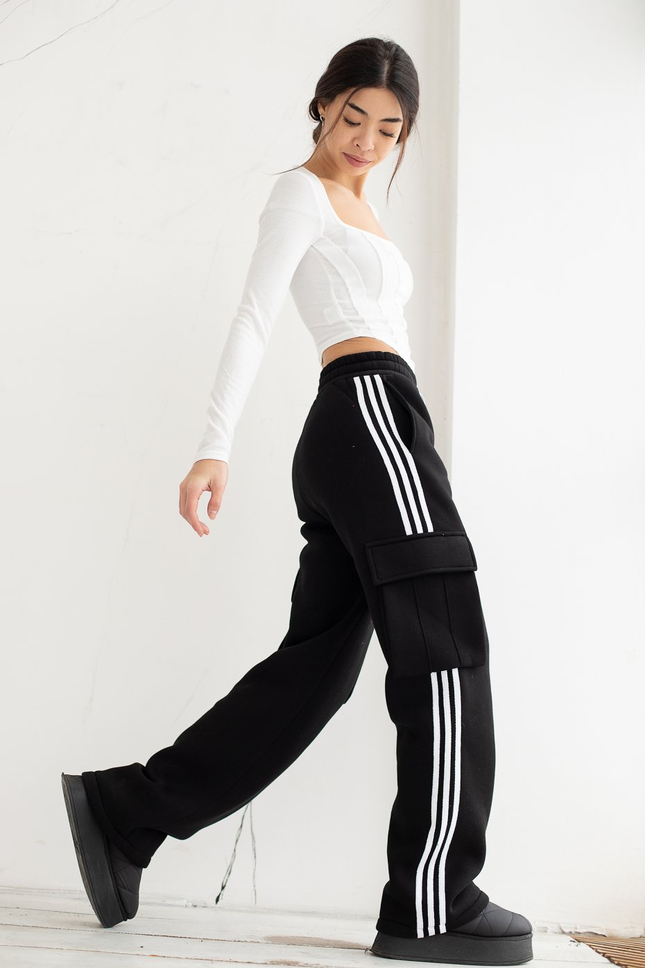 Брюки карго Adi